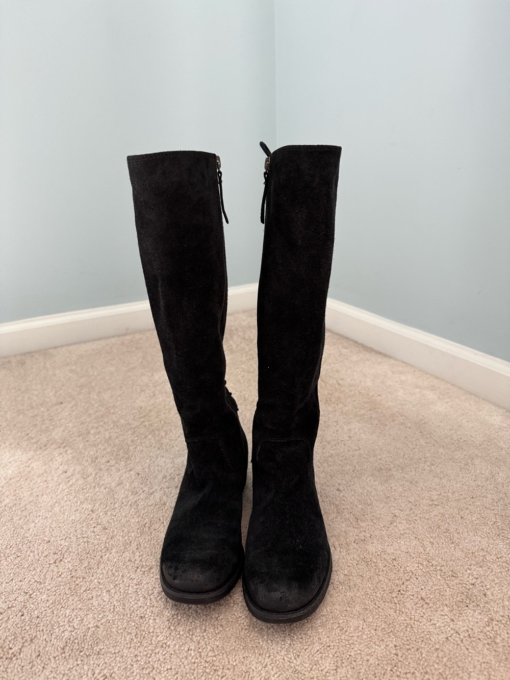 Women's Black Knee-High Suede Boots 7.5